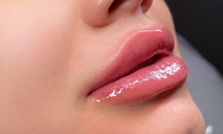 Image 6: One Permanent Eyebrow, Eyeliner or Lip Blushing Tattoo Sessions

