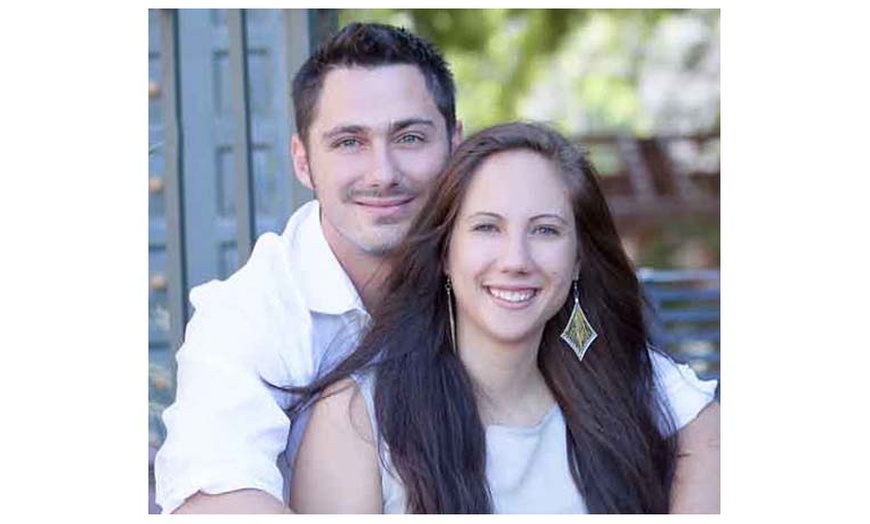 Image 9: Outdoor Photo Shoot: Capture Special Moments in Stunning Locations