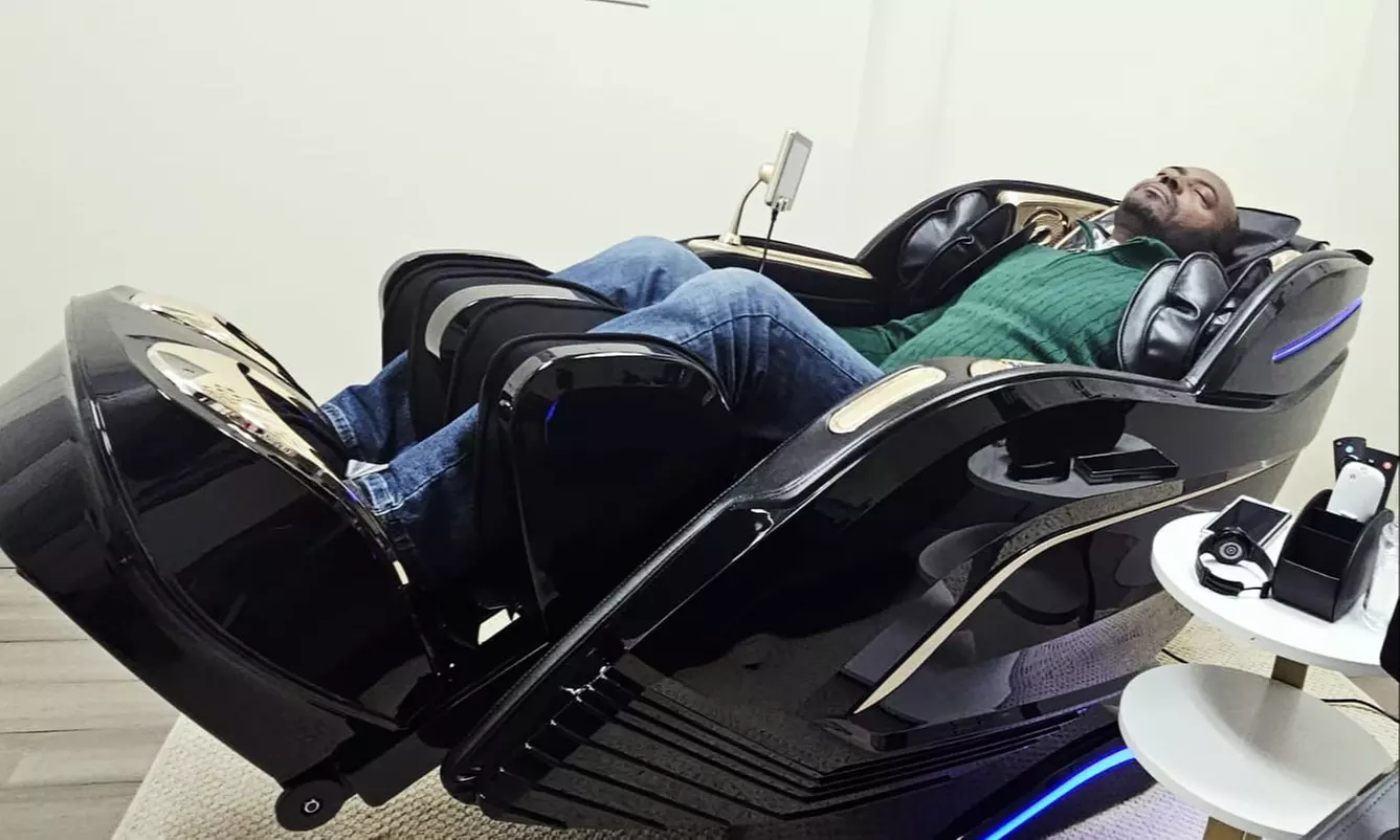 Up to 60% Off on Couples Massage at Wanko Zen Lounge