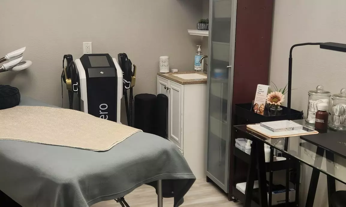 Get Laser Lipolysis or a 60-Min Radiofrequency Treatment or Ultrasonic Lipo Cavitation Session (Up to 79% Off) - Primary Image