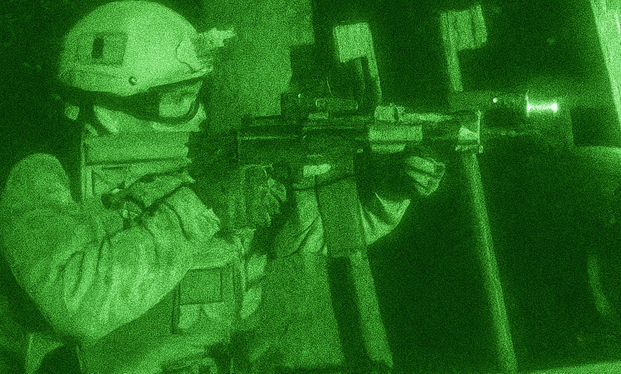 Image 8: All-Day XTREME Airsoft Action-Packed Games