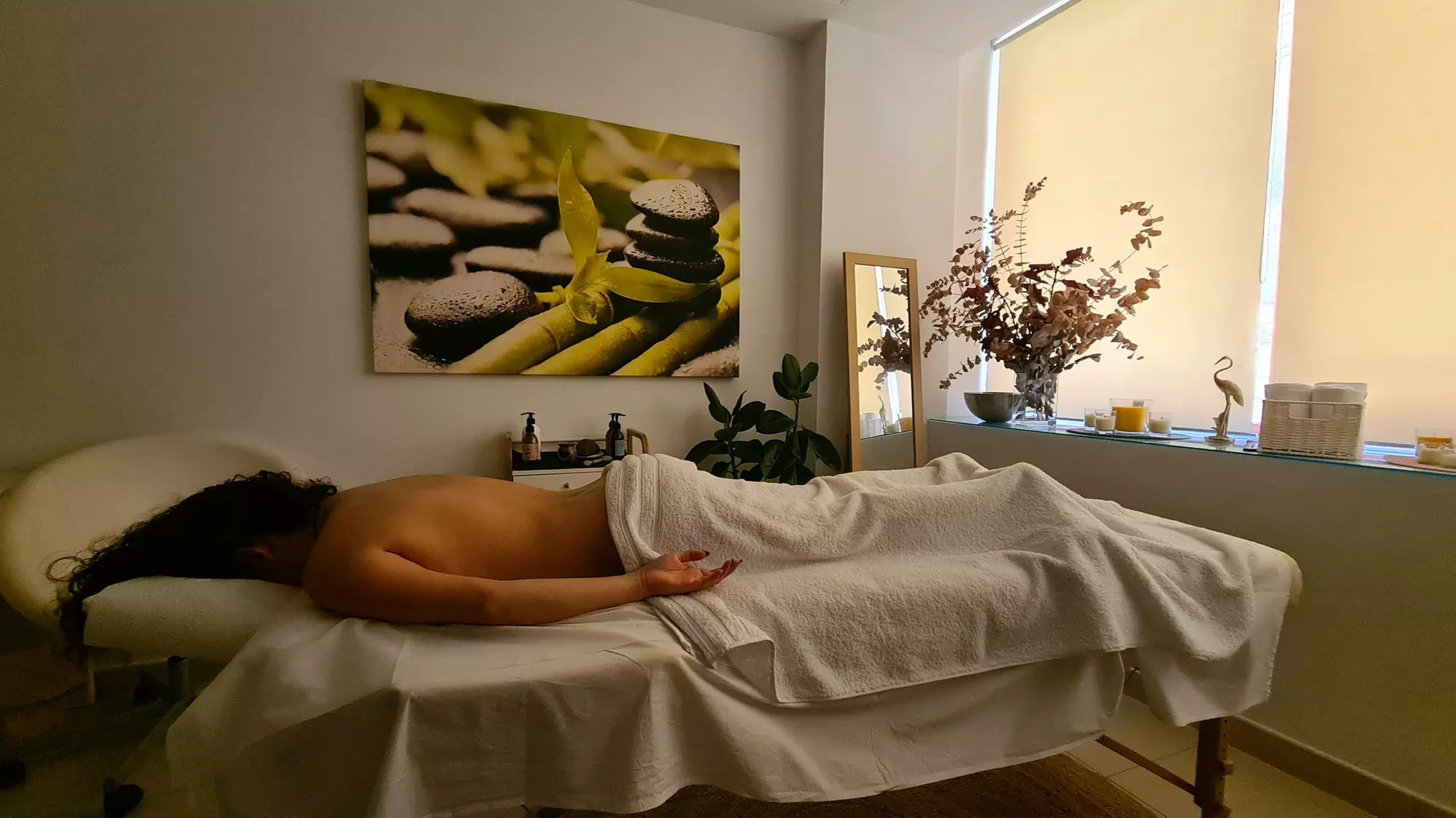 Masaje de cuerpo entero de 60 minutos para una persona