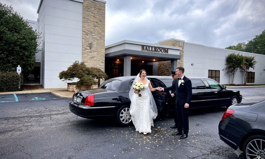 Image 2: Showbride Fall Bridal Expo