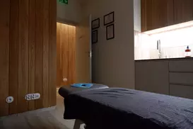 Terapia manualna, masaż leczniczy, relaksacyjny lub sportowy