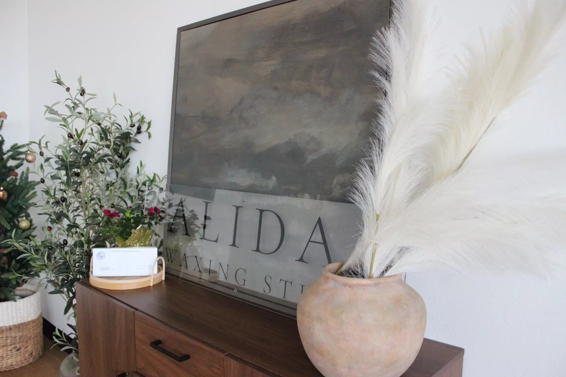 Get Brazilian Waxing Services