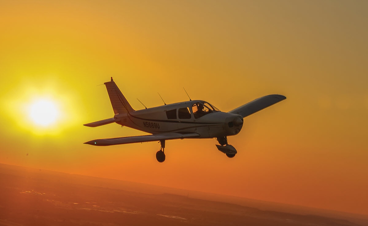 One Romantic Sunset Flight or Discovery Flight Class for One or Two 