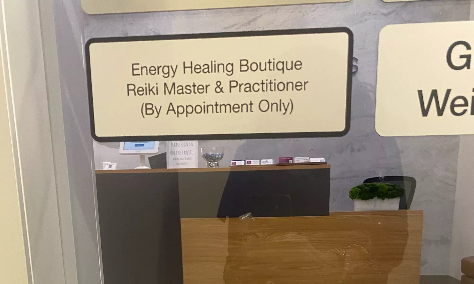 Up to 48% Off on 30-, or 60-minute Reiki Full Body Sessions at Energy Healing boutique
