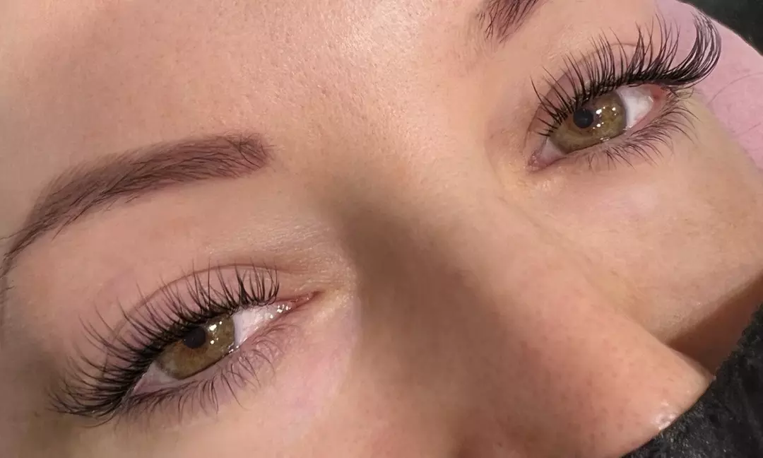 Full Set of Classic, Hybrid, Trendy Style or Volume Eyelash Extensions