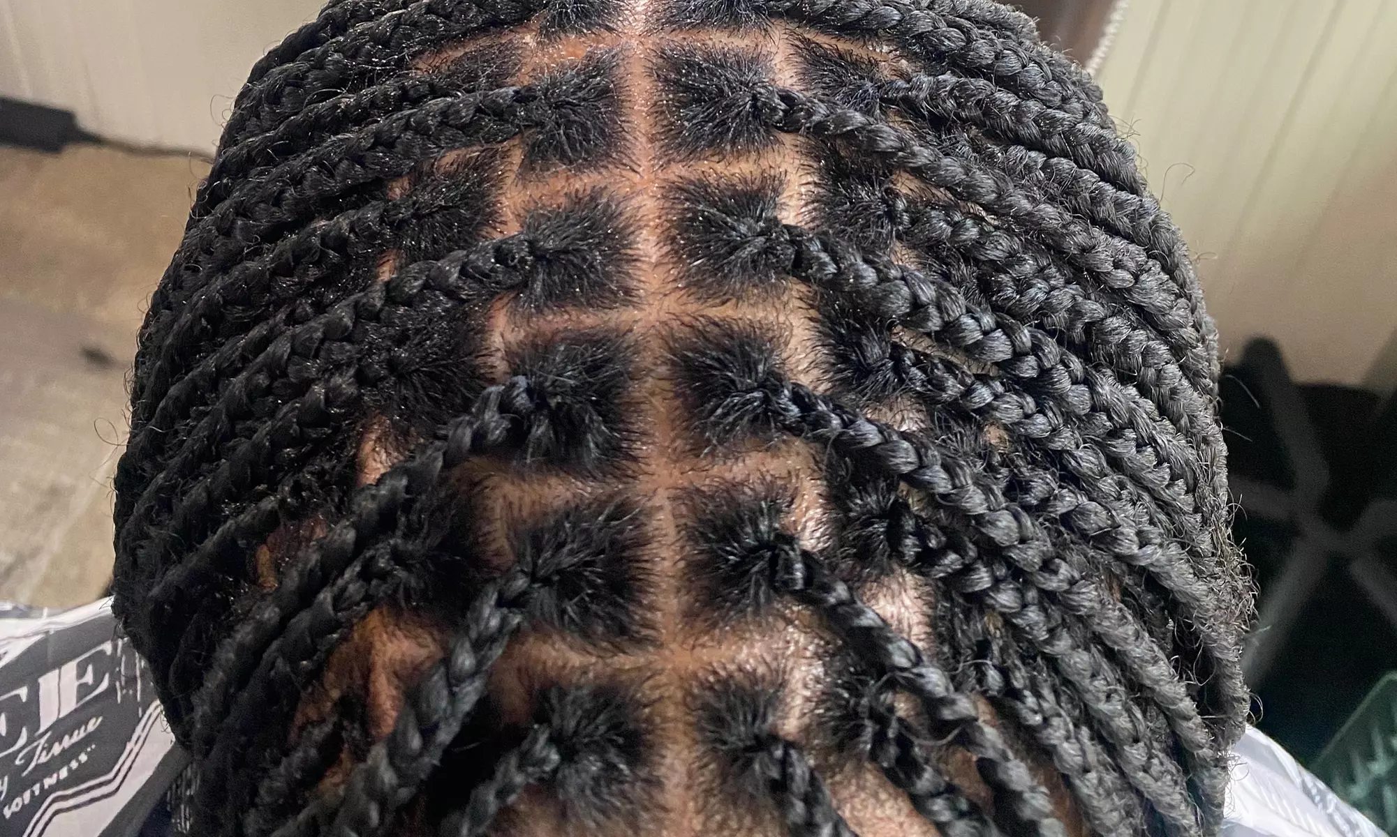 Small, Medium, Large, or Kids Knotless Braids for a Sleek Look