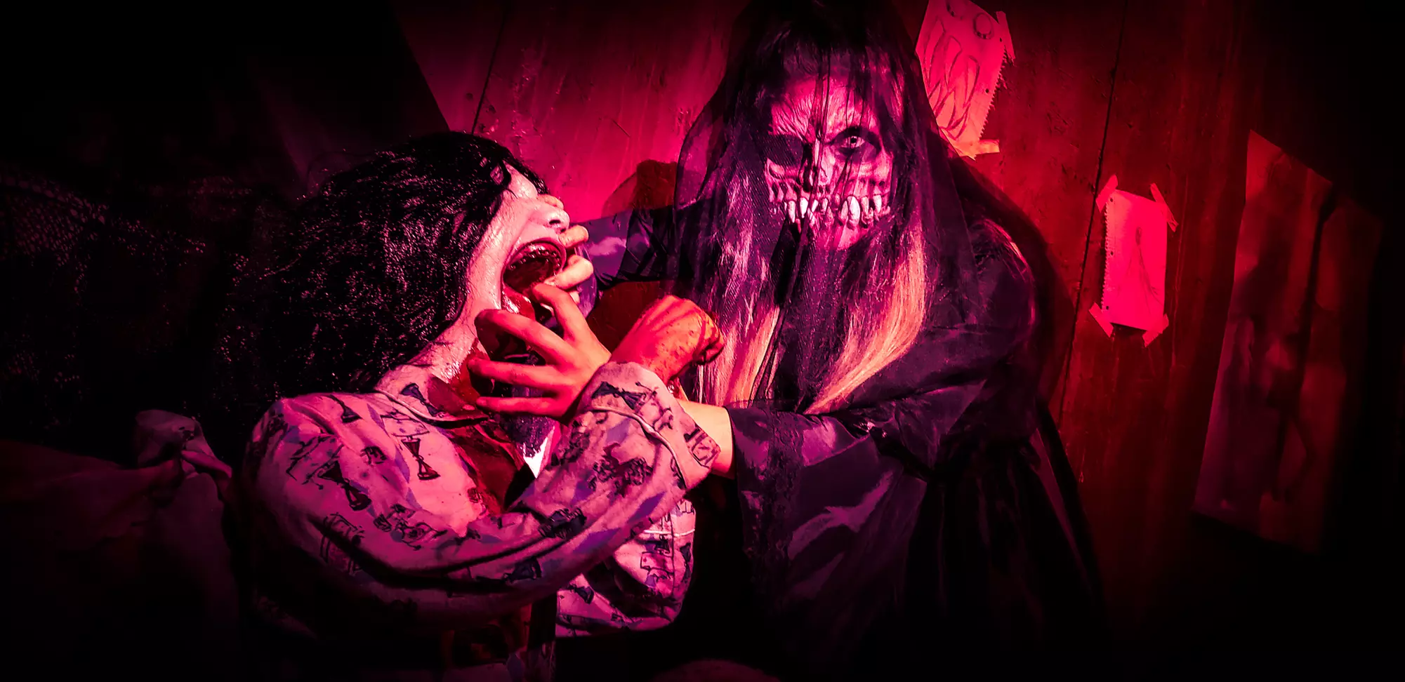 Horrifying Haunted House Admission for 1-4 People w/ a Beverage