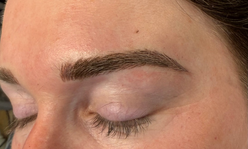 Image 5: Up to 60% Off on Eyebrow Shaping at Henda’s Eyebrows