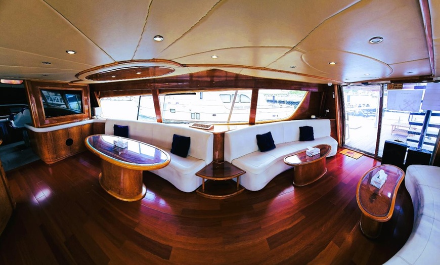 Image 7: Enjoy 105-Feet Luxury Yacht - 1, 2, 3, or 4 Hours for up to 50 PAX