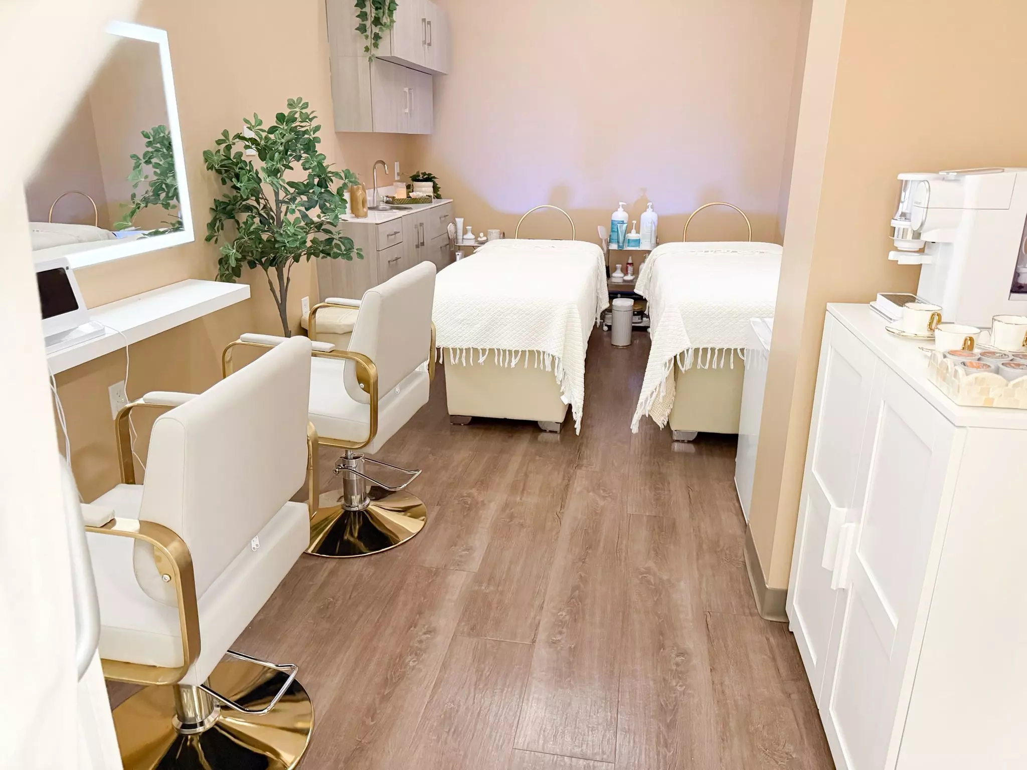 Up to 40% Off on Salon - Scalp Care at Luz Spa Studio
