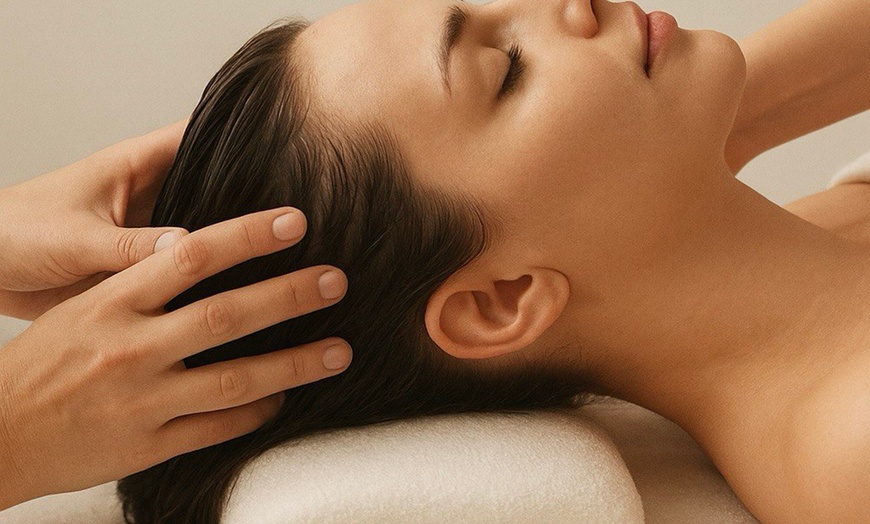 Image 2: Deine Auszeit vom Alltag: wohltuende Headspa-Rituale à 40 Min