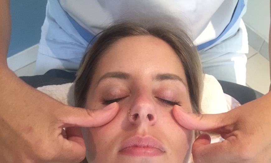 Image 3: Modelage au choix ou soin du visage avec Audrey Laforie