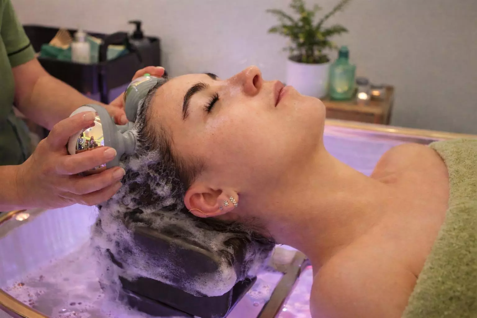 Head spa classique, signature" ou premium à Mougins avec L'Instant M