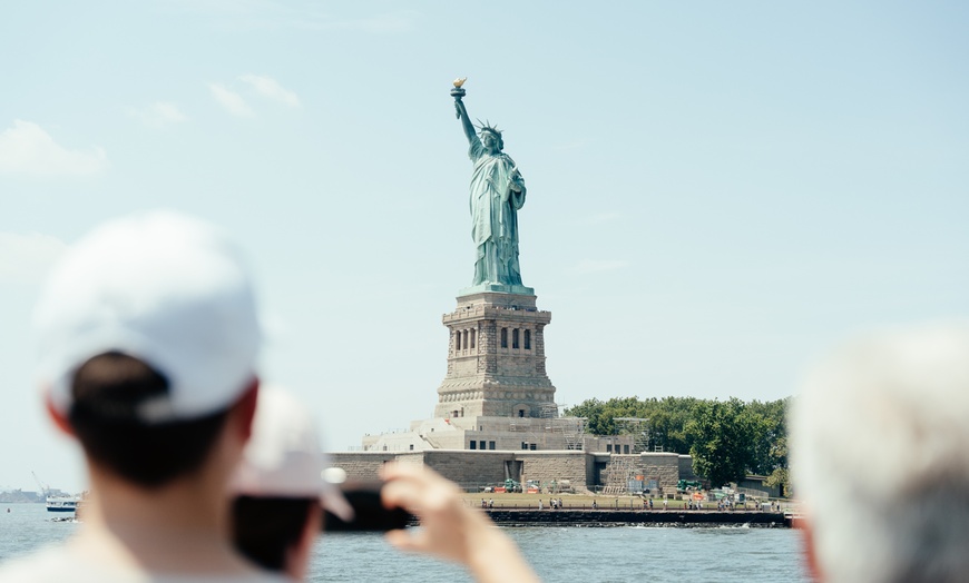Image 3: VIP NYC Boat Tour: Liberty Views & Souvenirs for Groups of 1–10