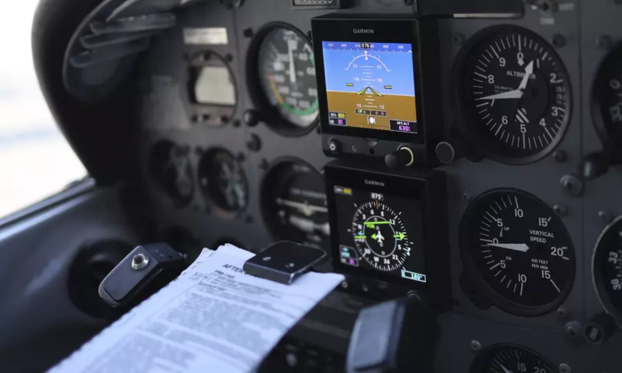 40 or 60-Min Discovery Flight for 1 or 60-Min Flight with Passenger