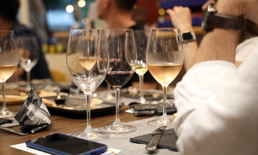 Image 4: Cata y degustación de 5 vinos nacionales para 1, 2 y 4 personas