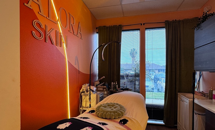 Image 5: Rejuvenate with One, Two or Three 75-Minute Ultimate Facial Experience