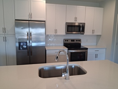 Two Hours of House Cleaning (One cleaner) - Pro Cleaning Service