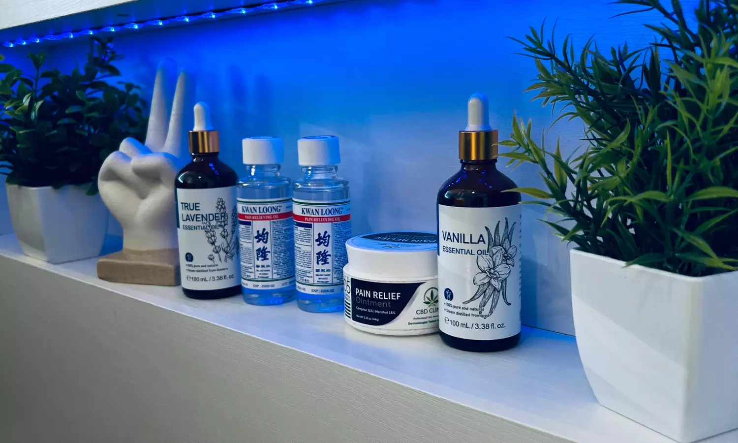 60-Min Facial Lymphatic Massage, Neck+ Shoulder Relaxation & More