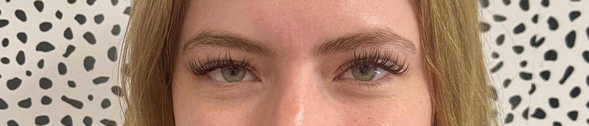 Up to 49% Off on Eyelash Extensions at derXObeauty