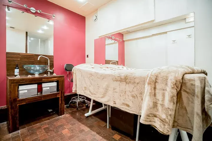 1, 2 ou 5 séances de cryolipolyse sur 1 ou 2 zones au choix