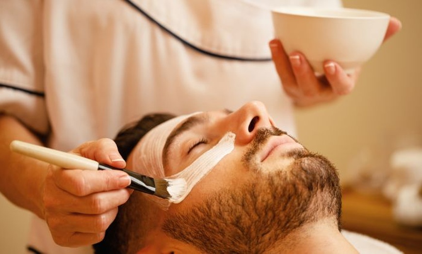 Image 2: Scalp Rub, Skin Exfoliation Treatment, Neck Rub, Deep Hydration & More