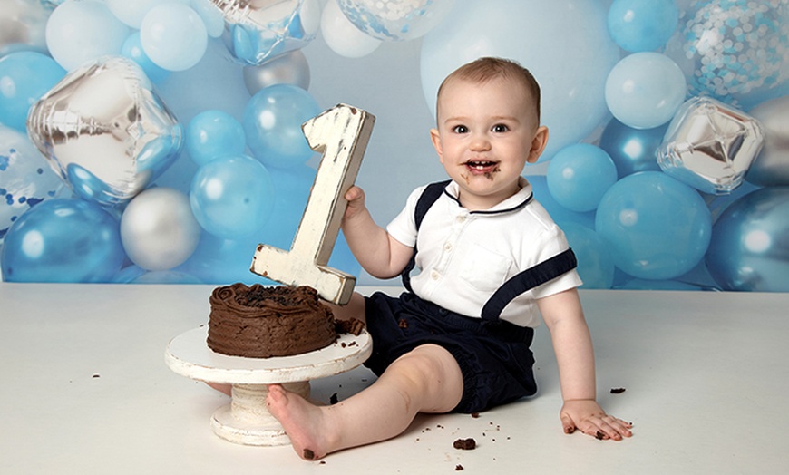 Image 9: First Birthday Cake Smash Photoshoot with Print at Flash Photography