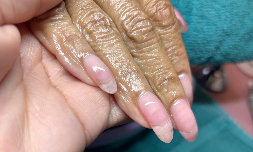 Image 4: Treat Yourself to One Classic or Gel Manicure or/and Pedicure Sessions