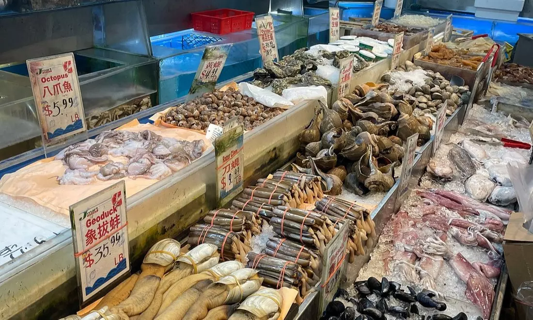 Chinatown Food Tour: Day or Night Culinary Adventure