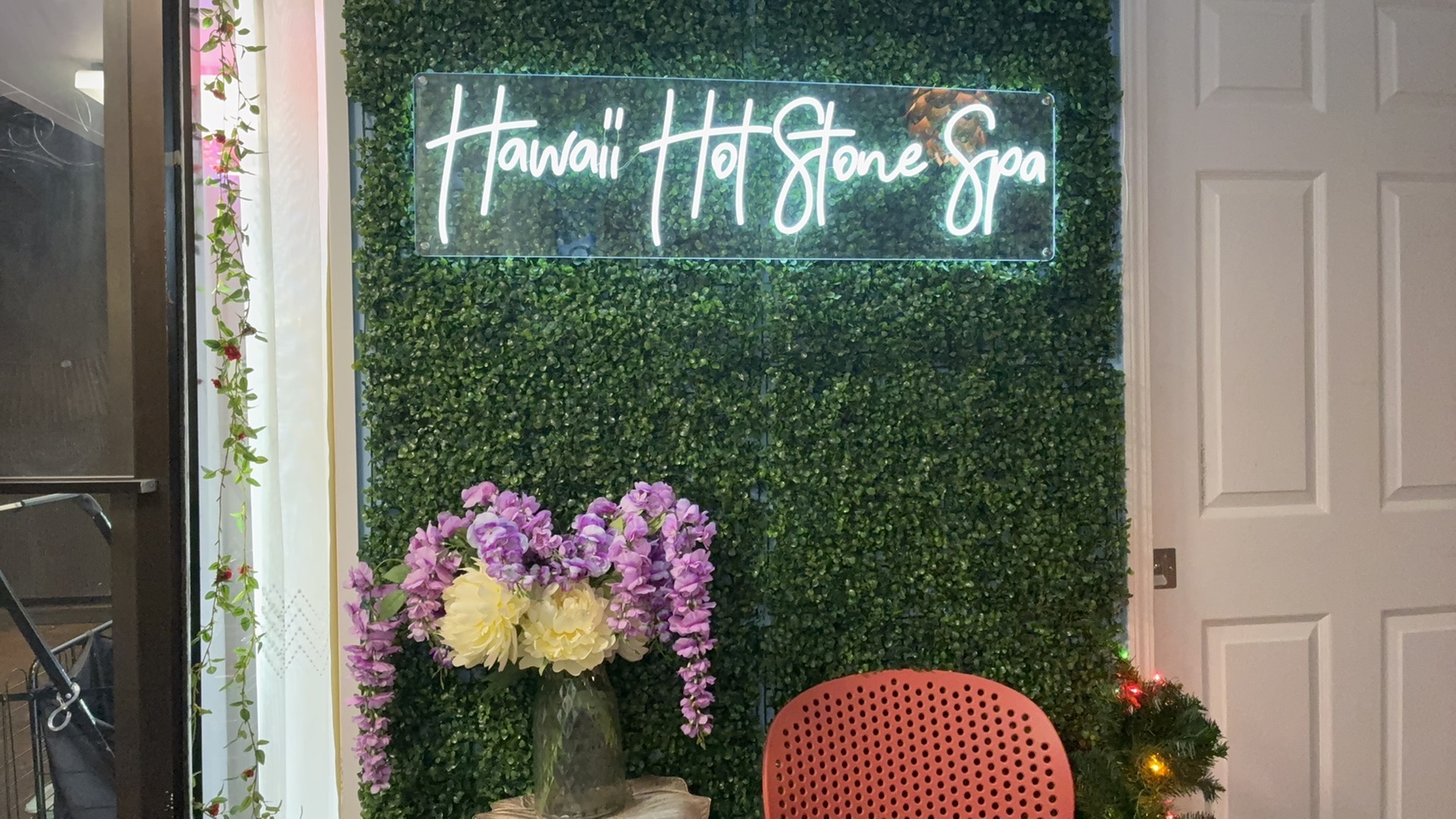 Up to 59% Off on Therapeutic Massage at Hawaii Hot stone spa