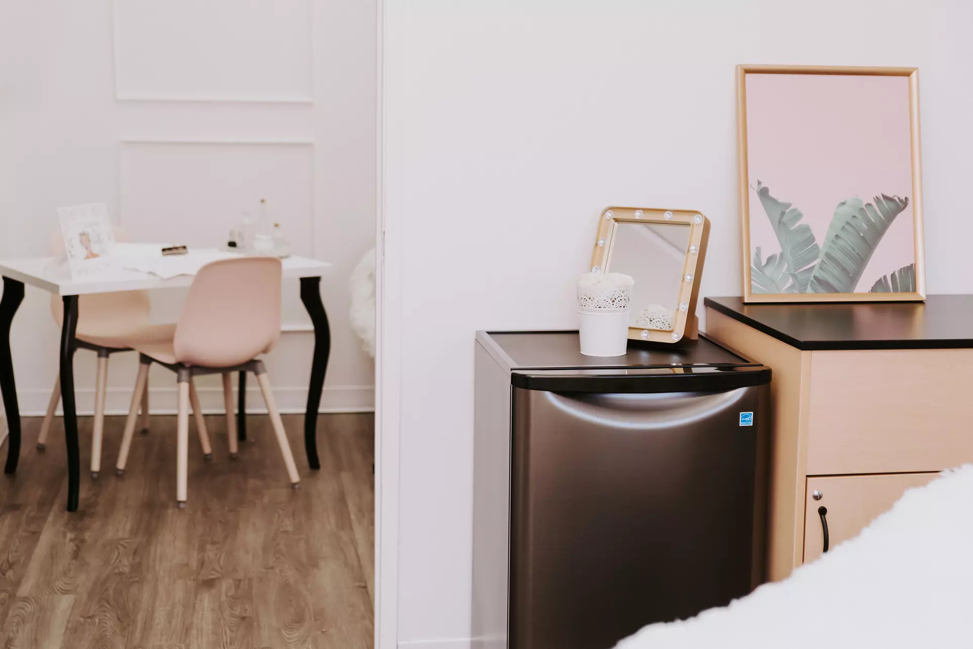 Transform your skin with an acne treatment session