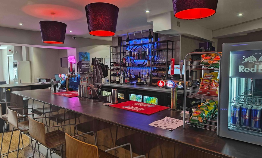 Image 4: Enjoy with Mini Celebration or Cocktail & Vibes w/ Prosecco and Games