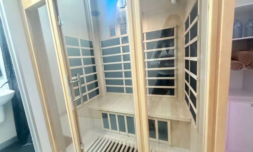 Image 4: Feel Lighter With Sauna and/or Lymphatic Drainage Sessions