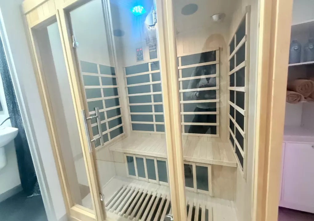 Feel Lighter With Sauna and/or Lymphatic Drainage Sessions