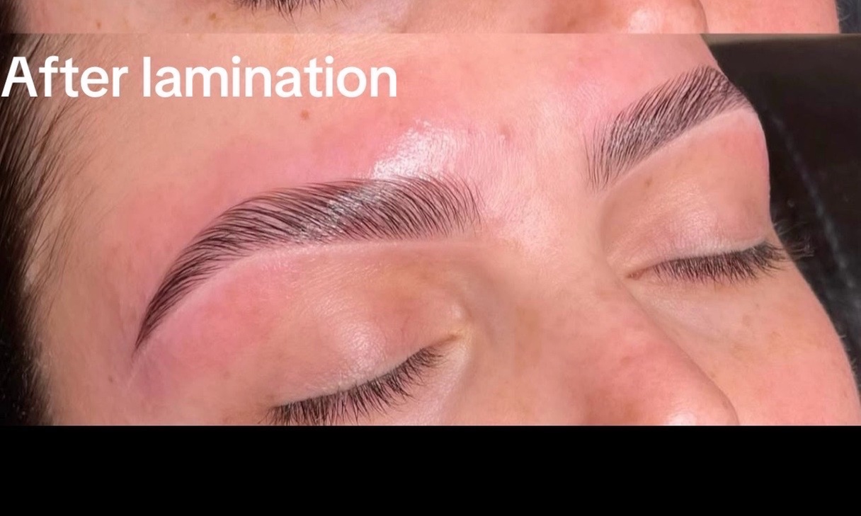 Transform Your Look with Eyebrow Lamination with Tint 