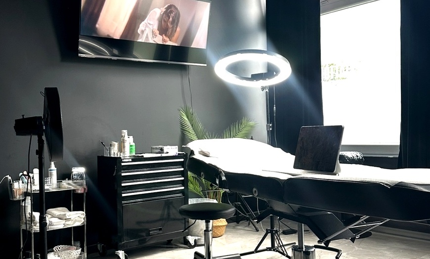 Image 3: Microneedling für das Gesicht mit optionalem BB-Glow für 1 Person