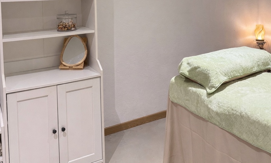 Image 2: Modelage californien avec Dans les nuages