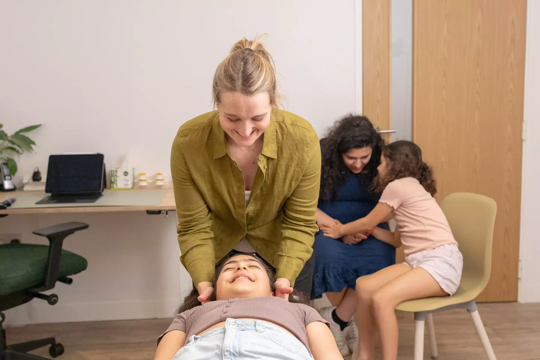 Chiropractic Consultation & Treatment for Pain Relief & Mobility