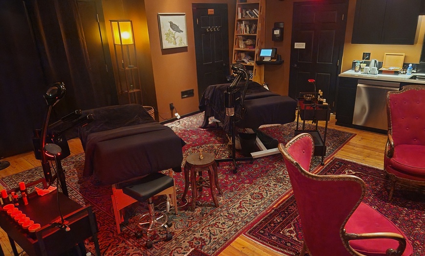 Image 2: Relaxing Facial for One, or Two & Glowing God Body w/ Private Time