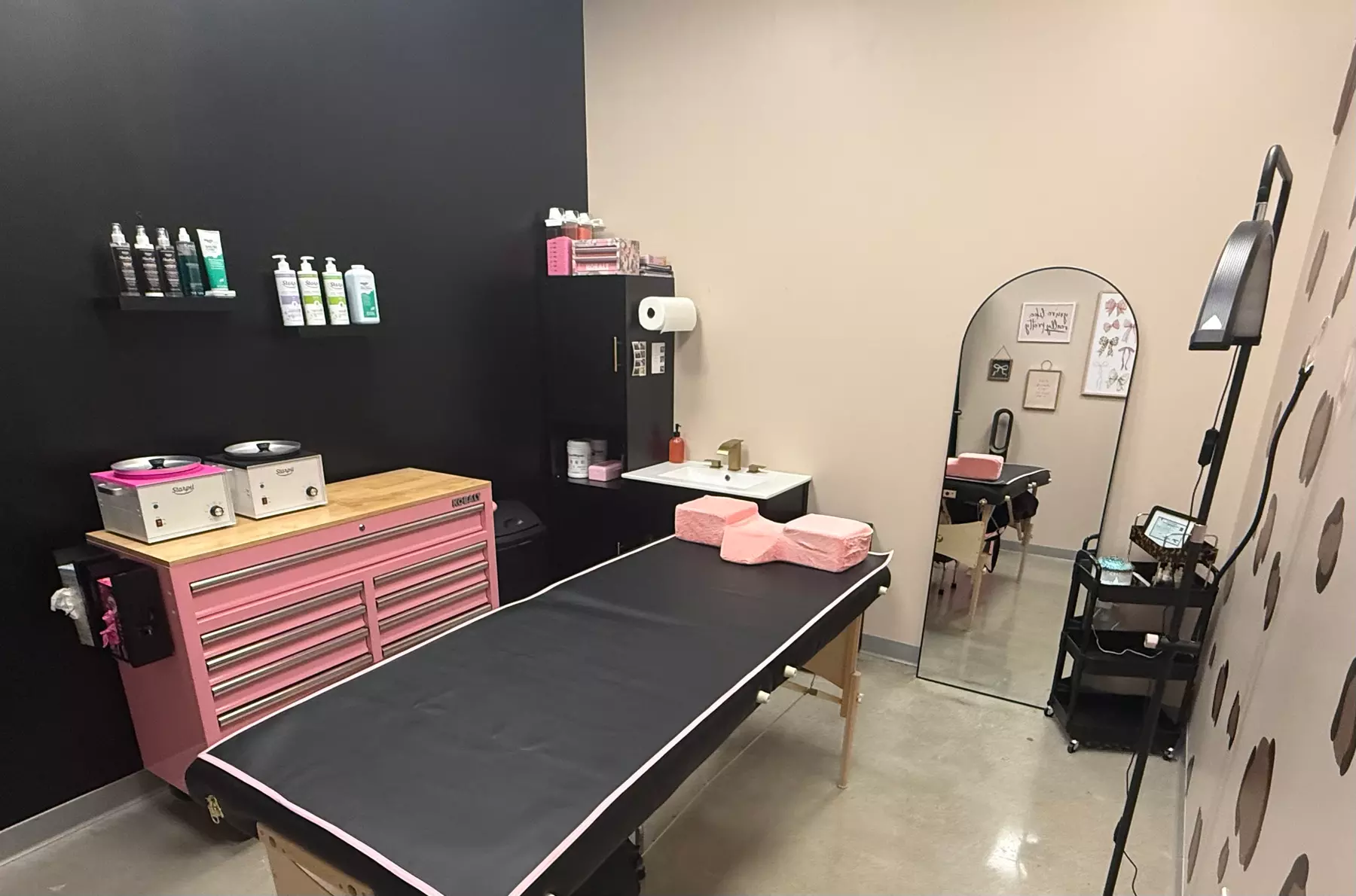 Smooth Skin with Brazilian & Underarm Hard Wax Services