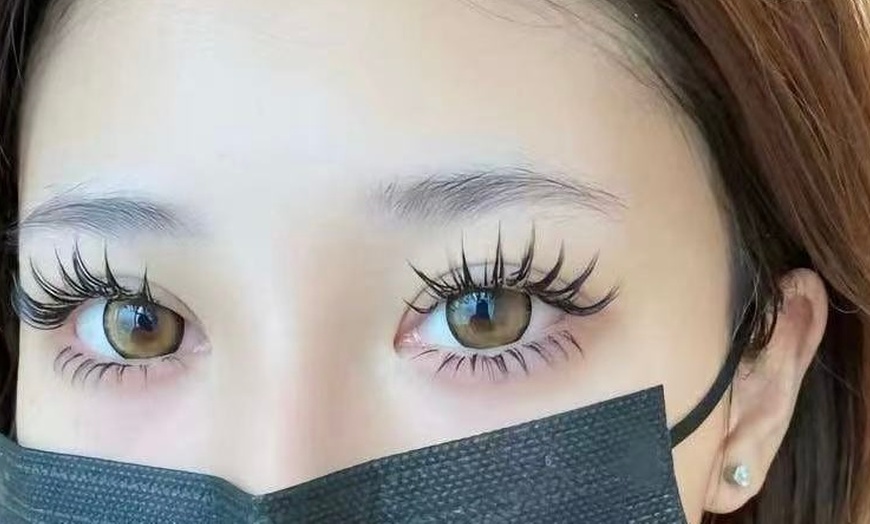 Image 5: Up to 37% Off on Eyelash Extensions at summer nail spa &lash