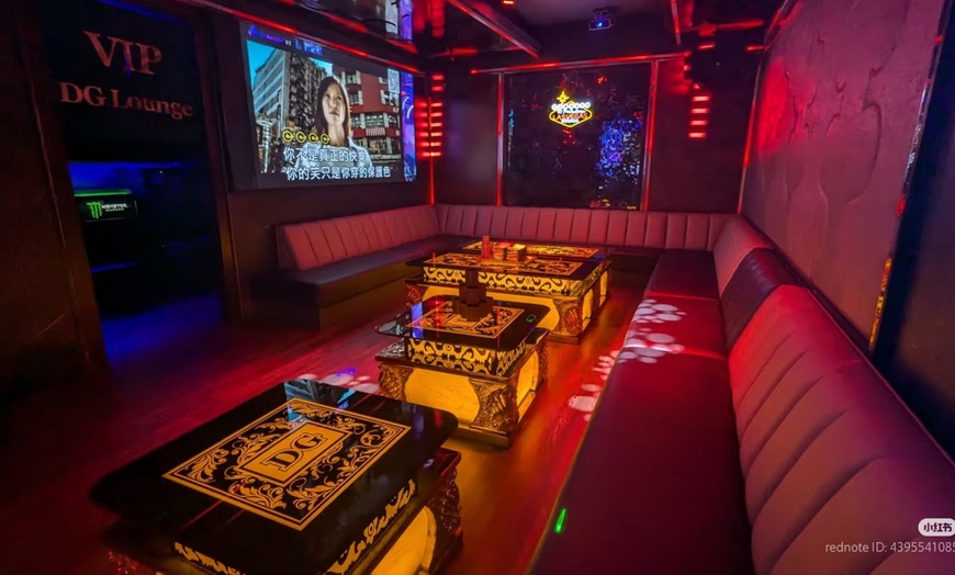 Image 5: Sing & Celebrate: 1, or 2 hours karaoke room (Up to 10 People)