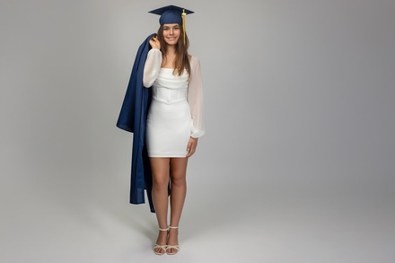 30 Minute In-Studio Graduation Photography Session with 5 Pictures Photo Package - Alex Mironyuk Photography