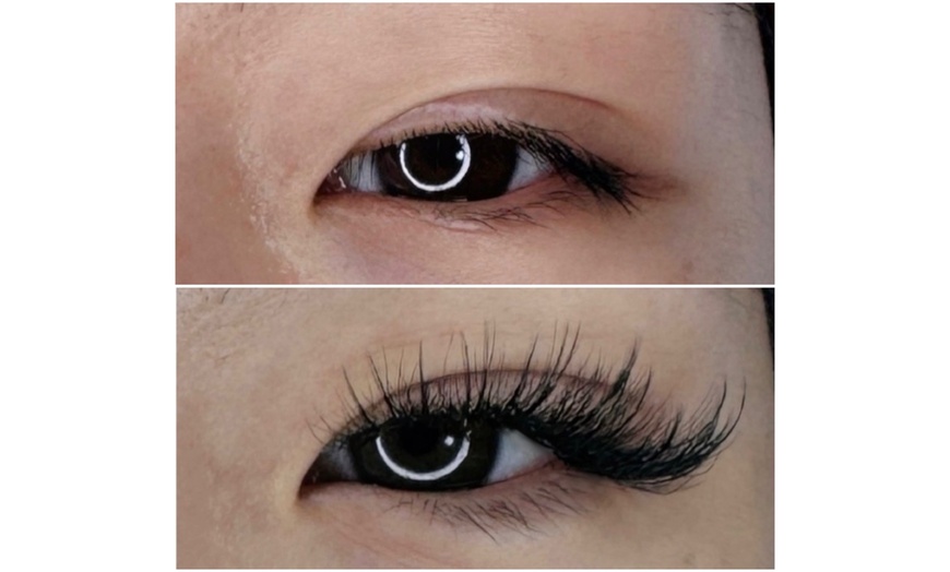 Image 3: Get One Full Classic, Hybrid, or Volume Set with One 3 Week Refill
