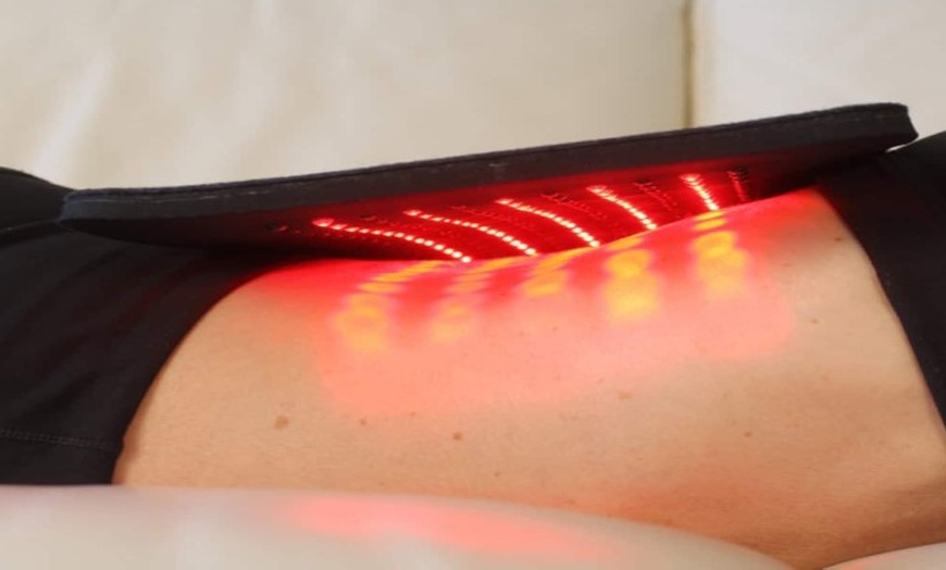 Image 4: Deep Muscle Relief & Relaxation with Infrared & Red Light Therapy