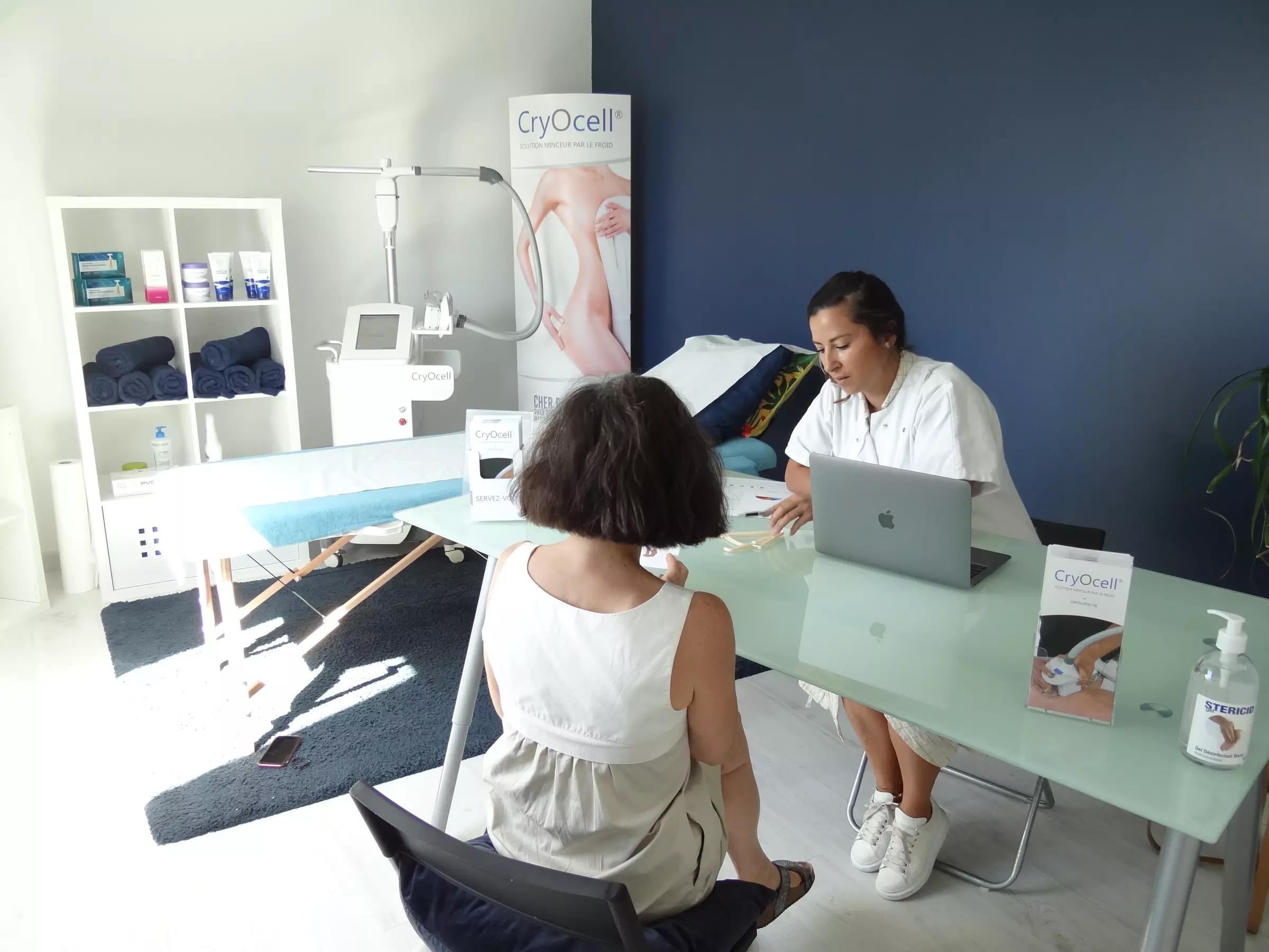 Épilation définitive à la lumière pulsée pour une peau lisse