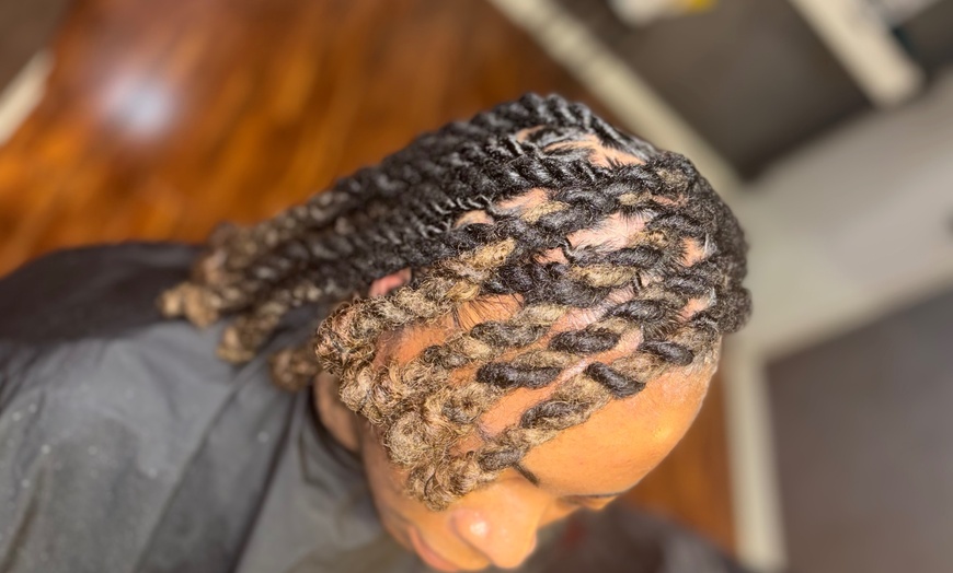 Image 9: Up to 10% Off on Salon - Hair Locking/Dreadlocks at Loc queen